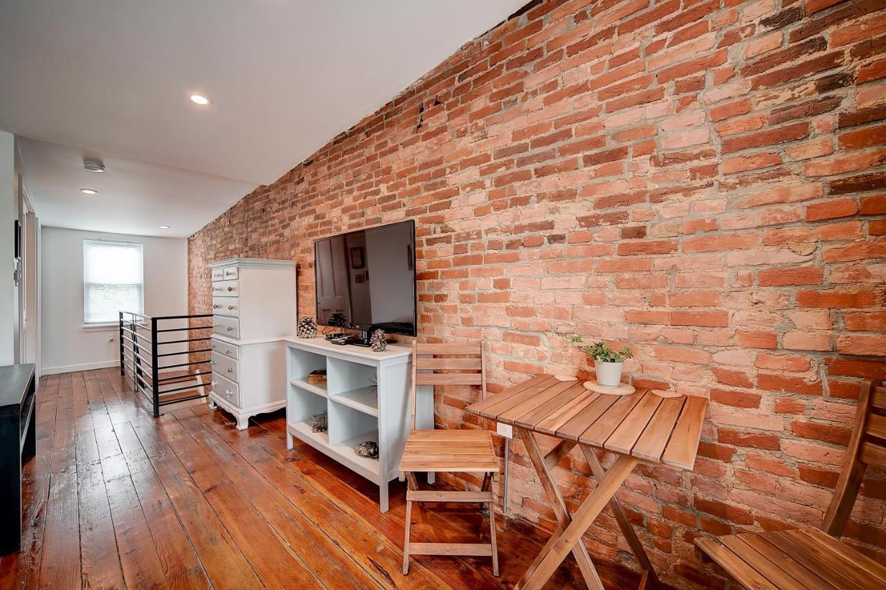 Apartamento Artsy Hidden Gem - Free Parking Filadelfia Exterior foto